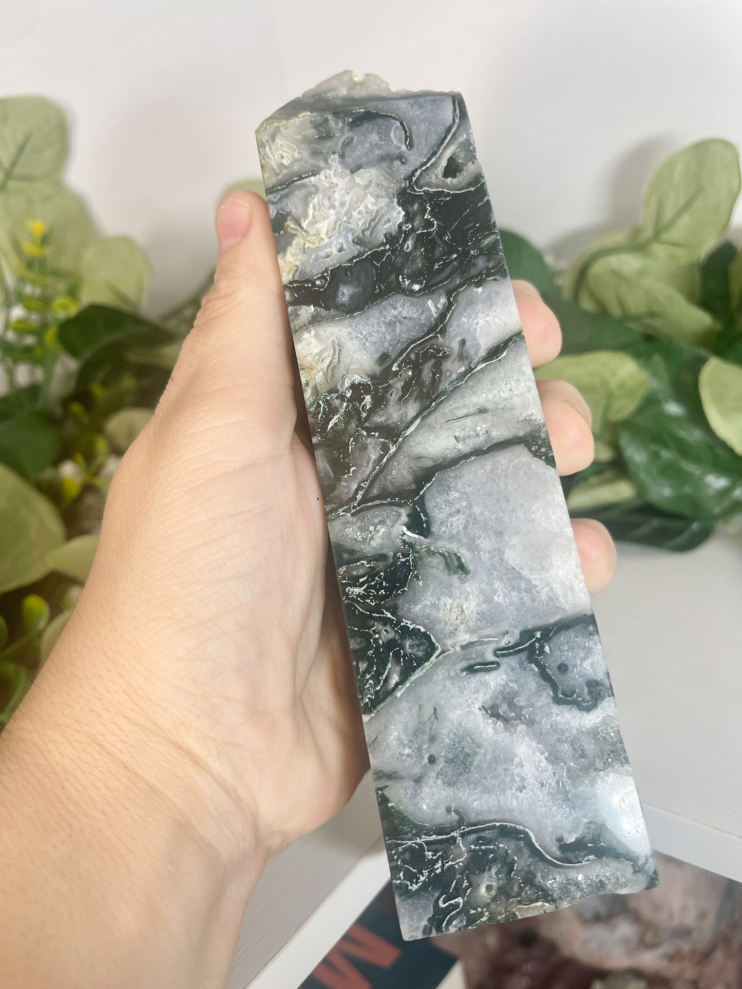 MD moss agate tower