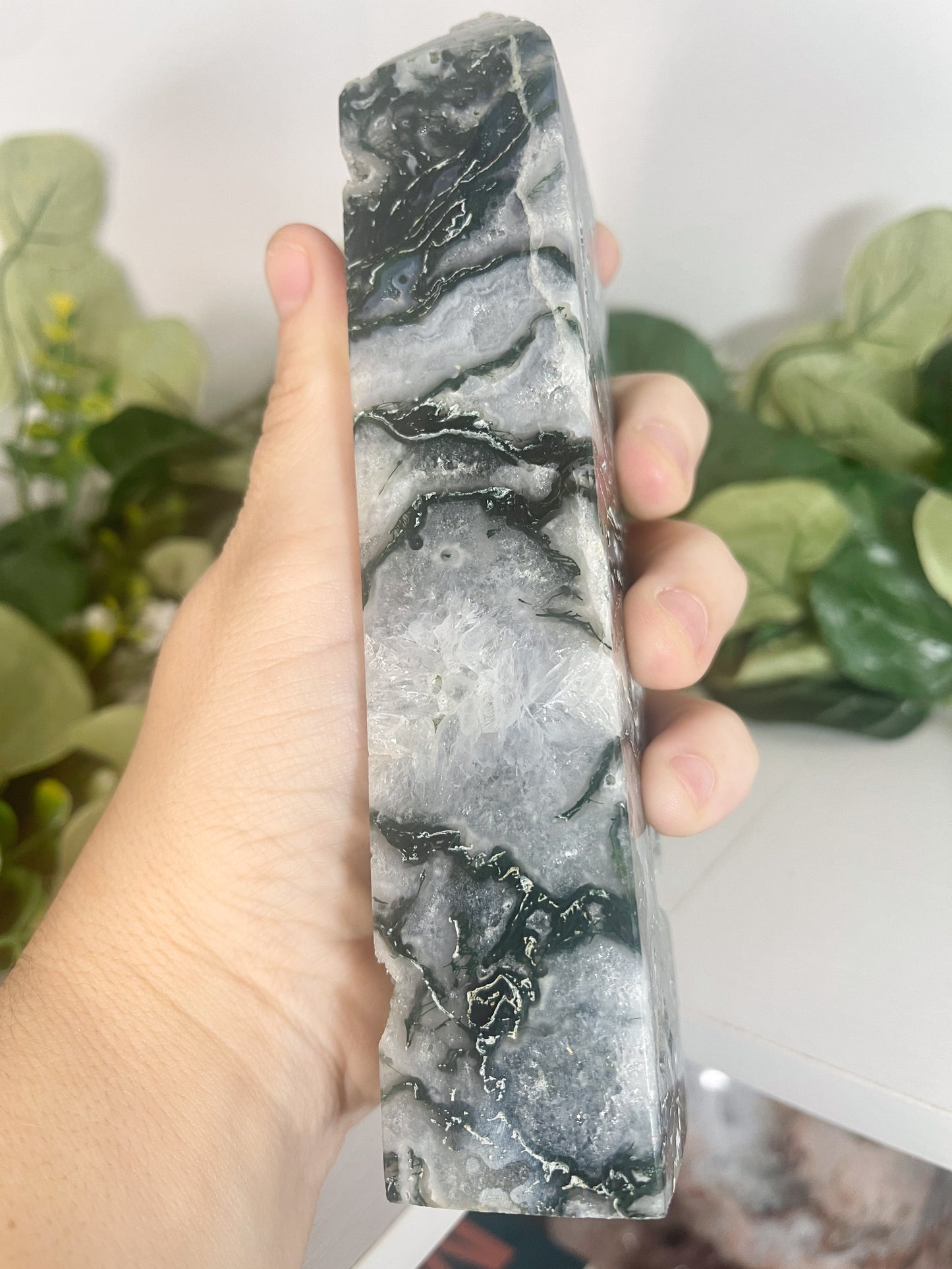 MD moss agate tower
