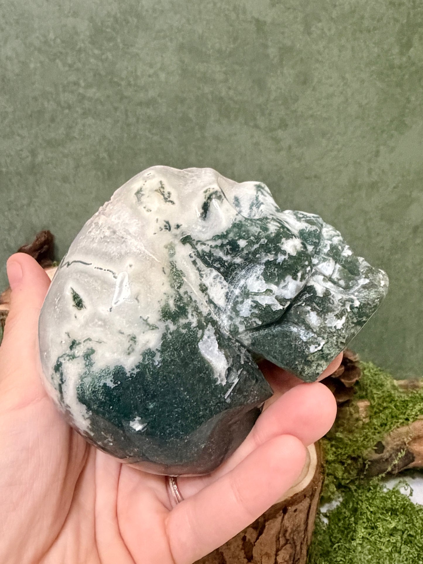 moss agate skull (head wound harry)
