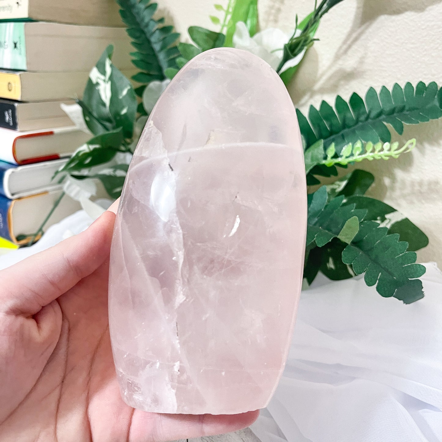 rose quartz free form (LG)
