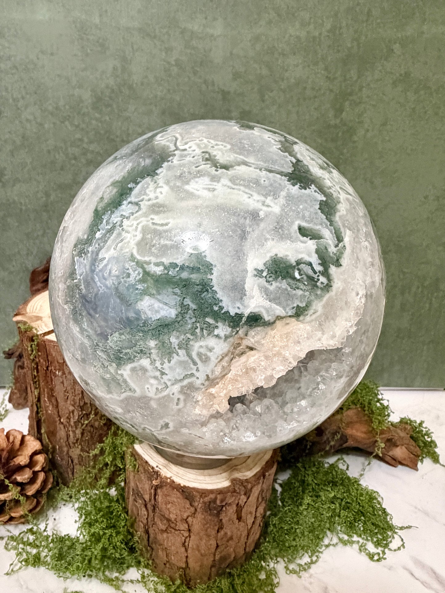 XLG moss agate sphere with druzy pockets