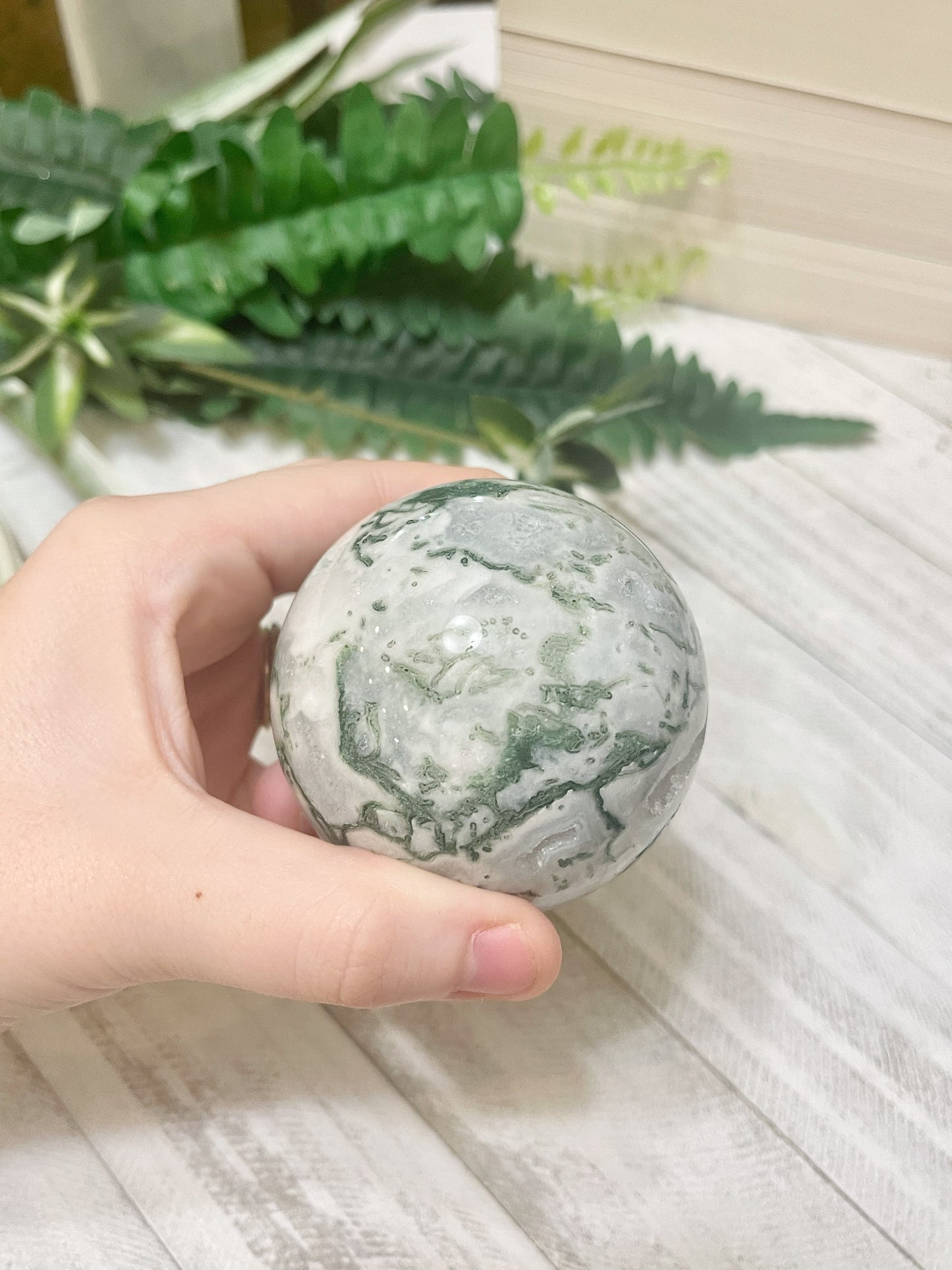 sm moss agate sphere