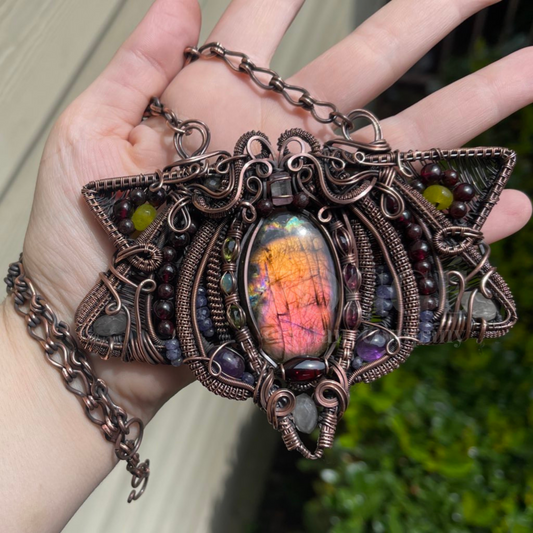 amelia the amulet
