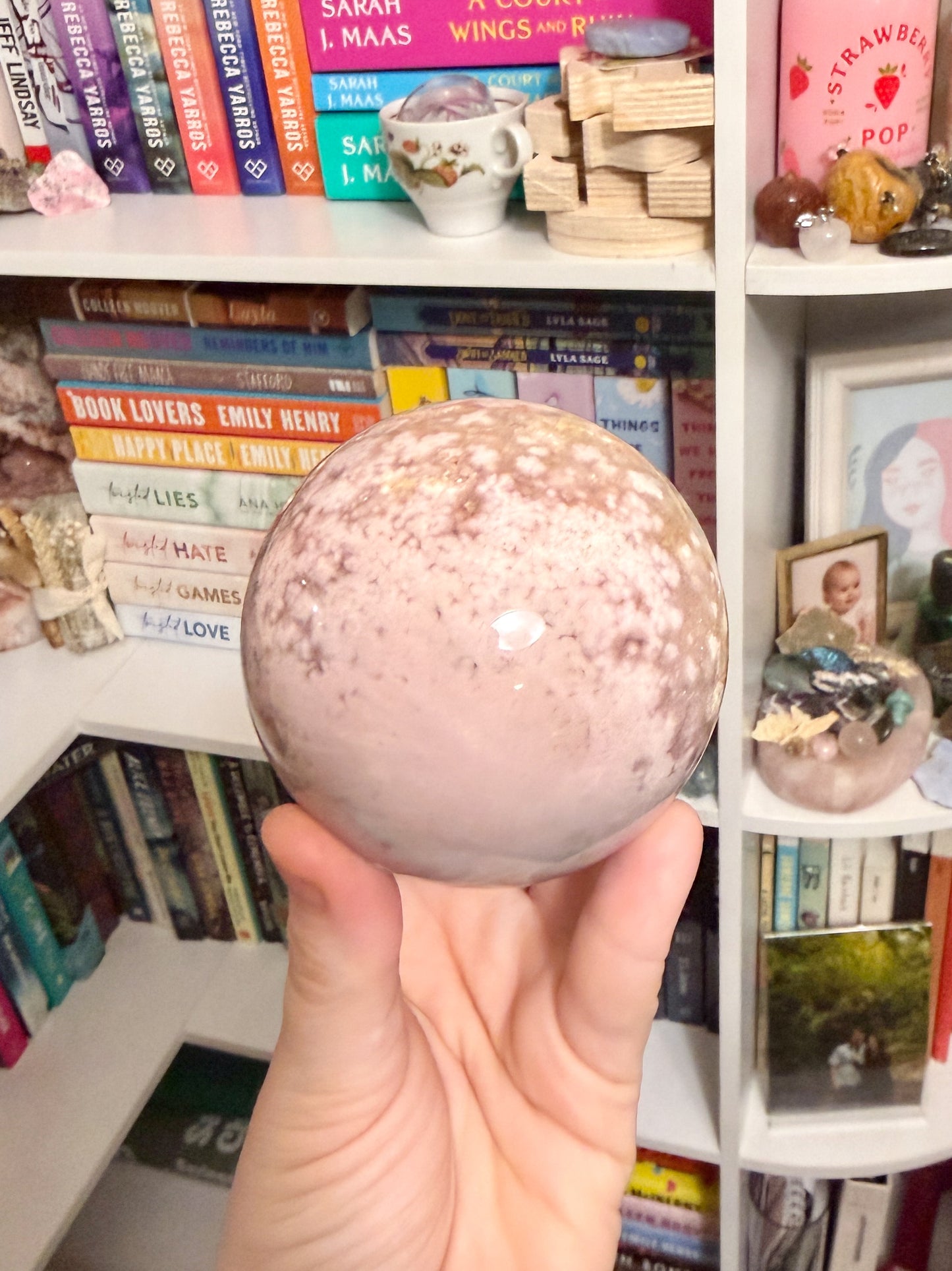 LG flower agate sphere
