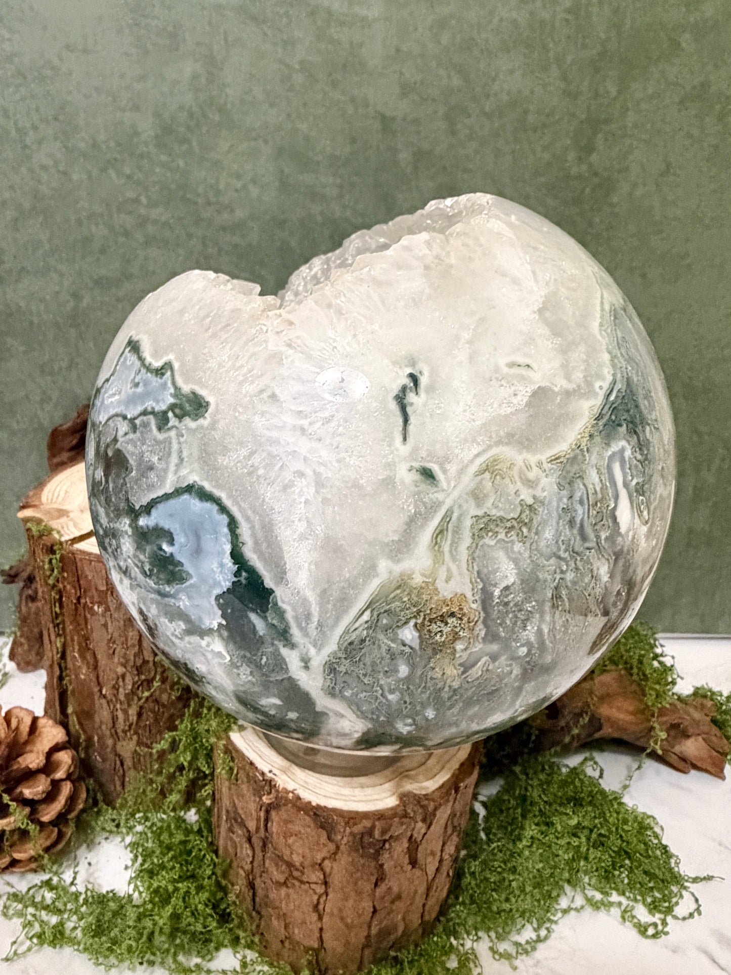 XLG moss agate sphere with druzy pockets