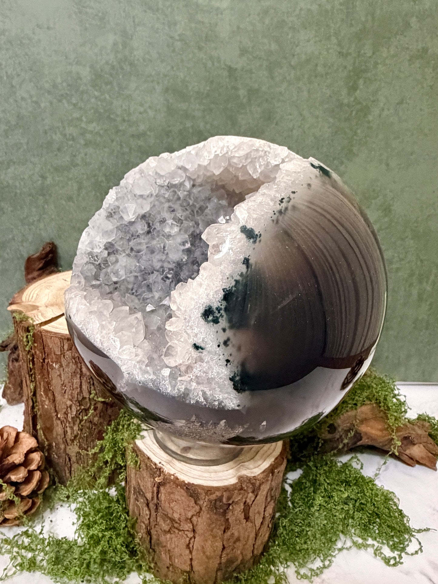 LG druzy agate sphere