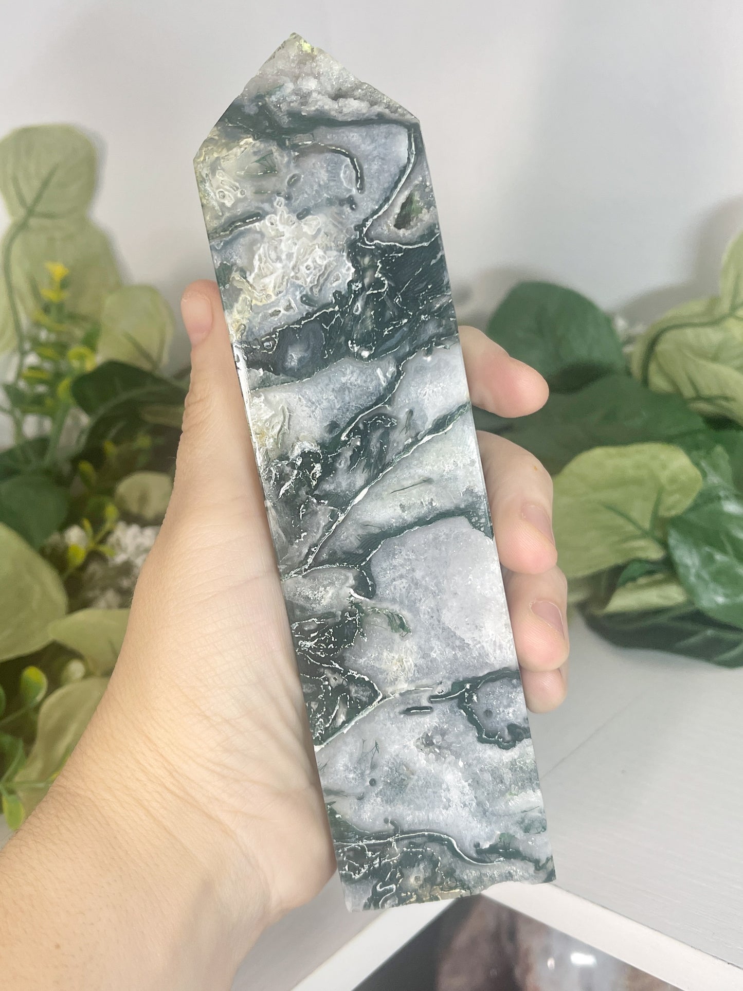 MD moss agate tower