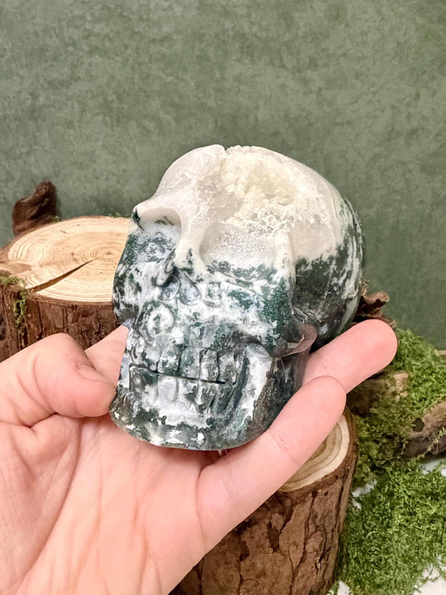 moss agate skull (head wound harry)