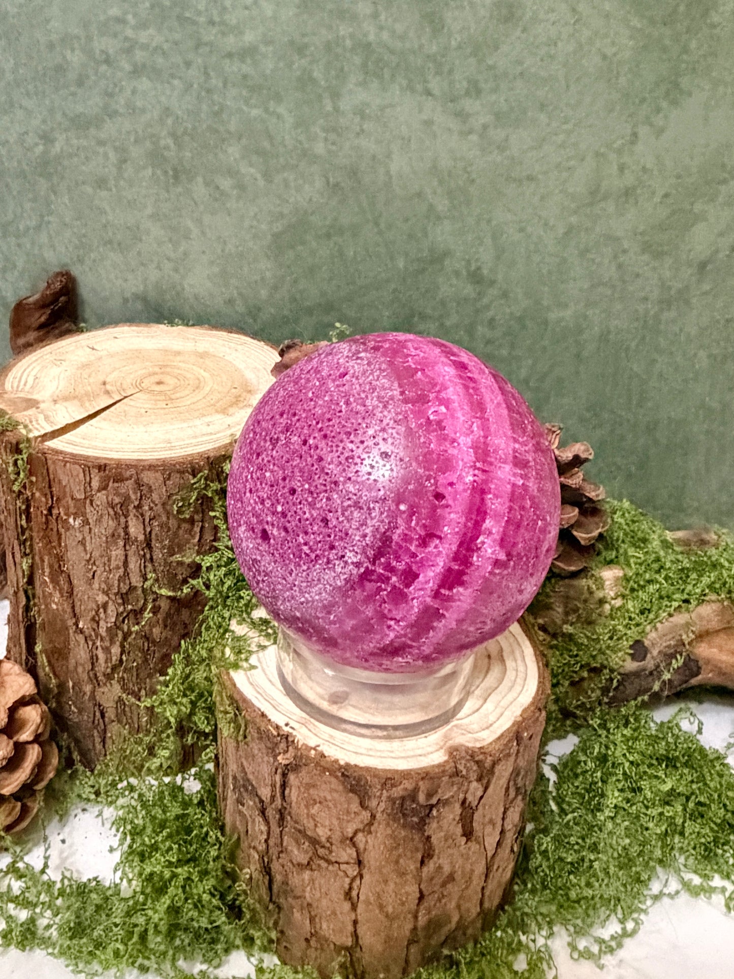 raw ruby sphere (stripes)