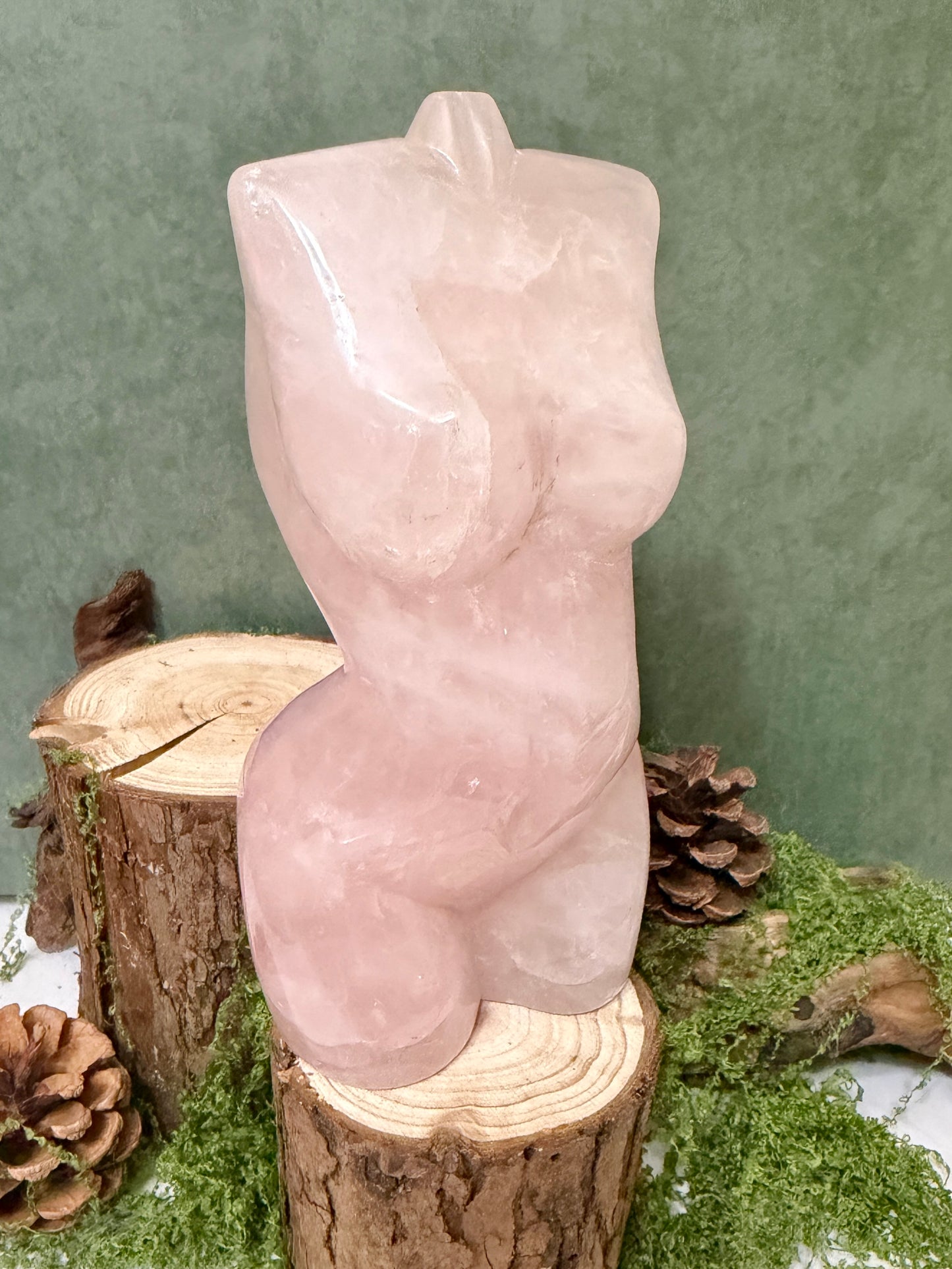 LG rose quartz goddess