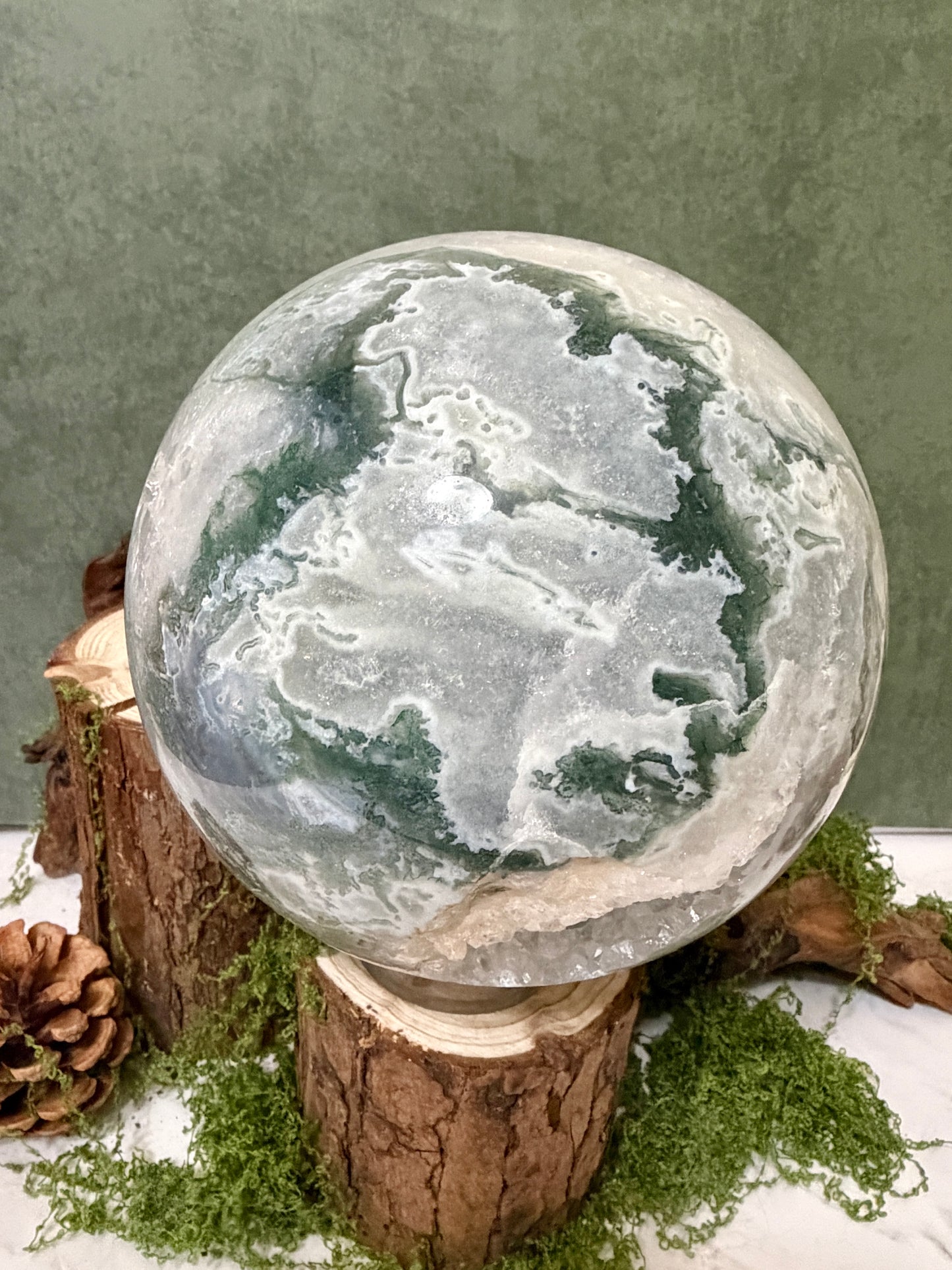 XLG moss agate sphere with druzy pockets