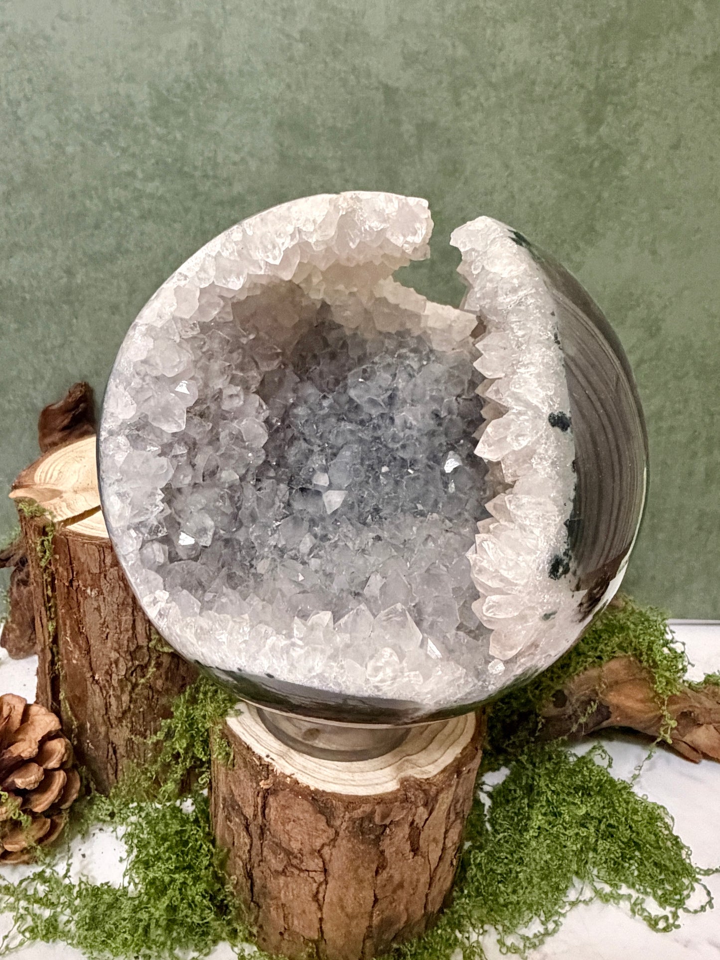 LG druzy agate sphere