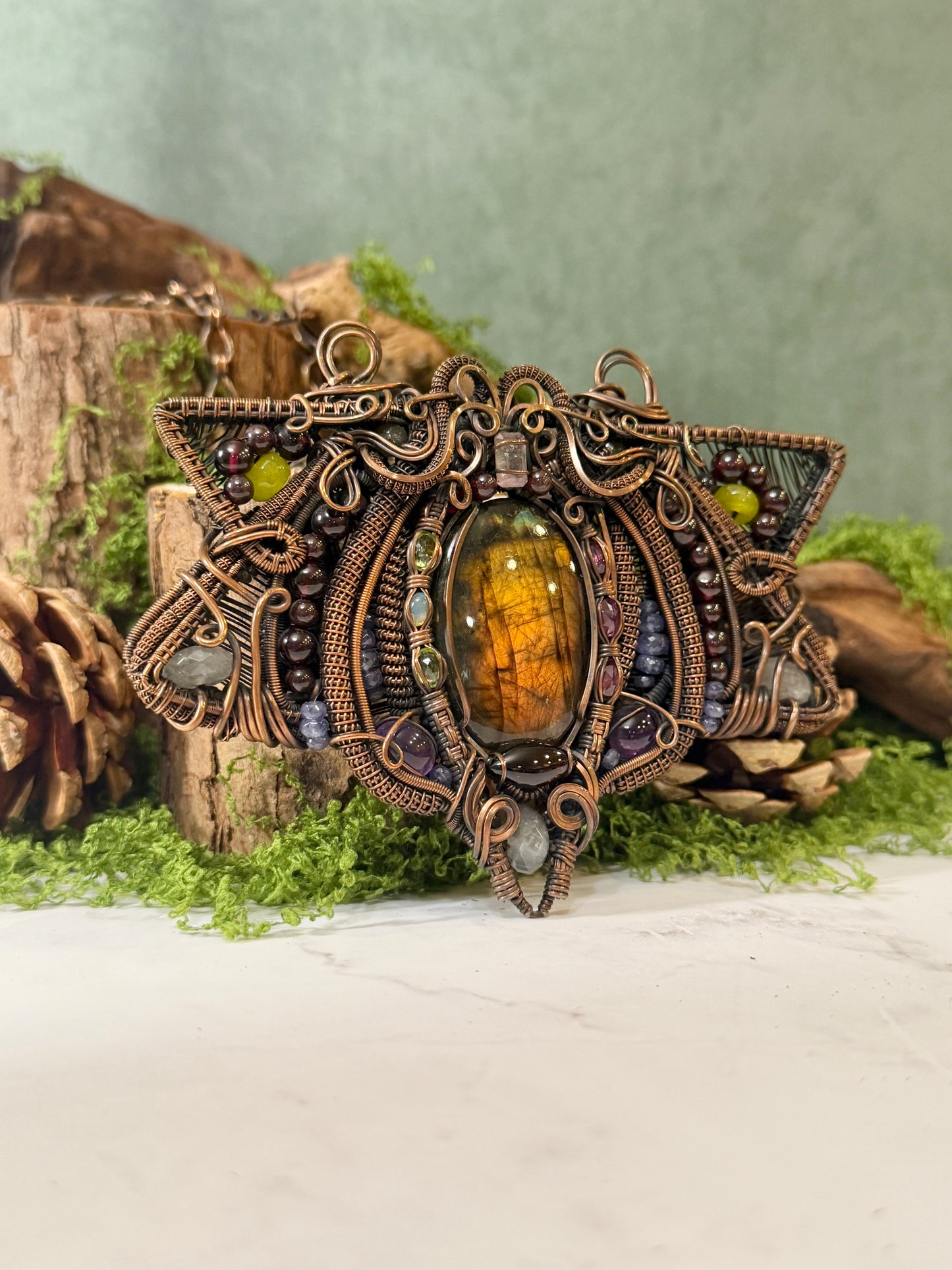 amelia the amulet