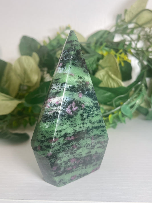 ruby zoisite (2)